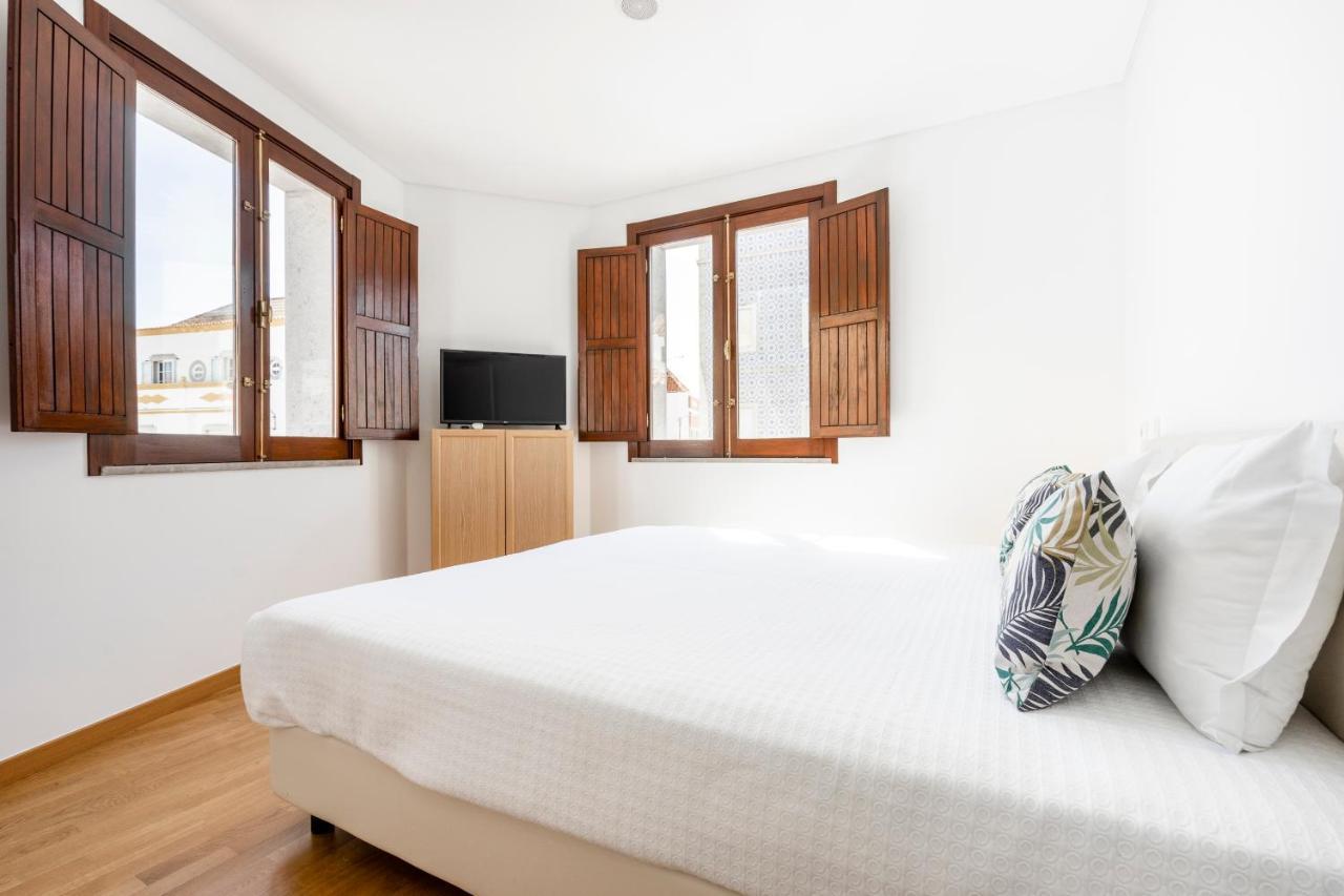 Apartamento 1º De Maio تافيرا المظهر الخارجي الصورة