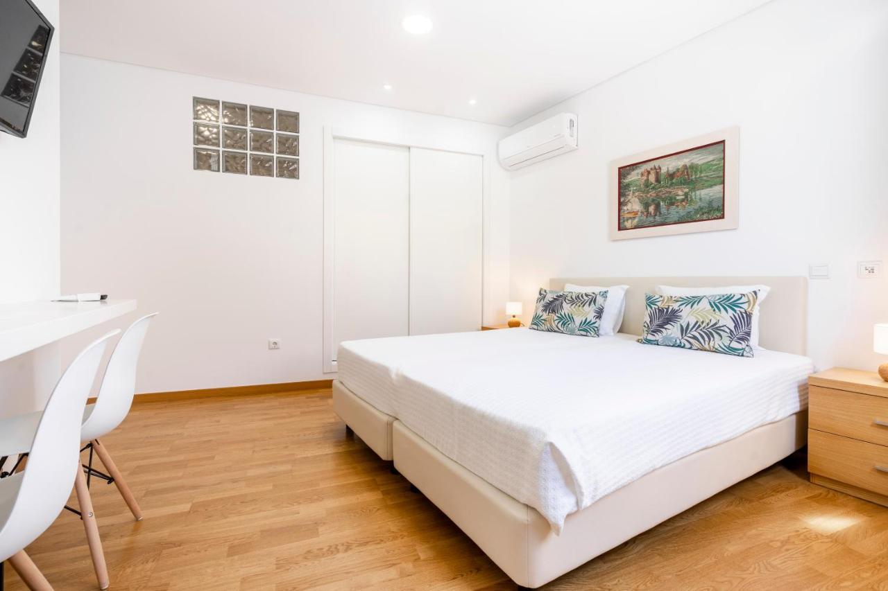 Apartamento 1º De Maio تافيرا المظهر الخارجي الصورة